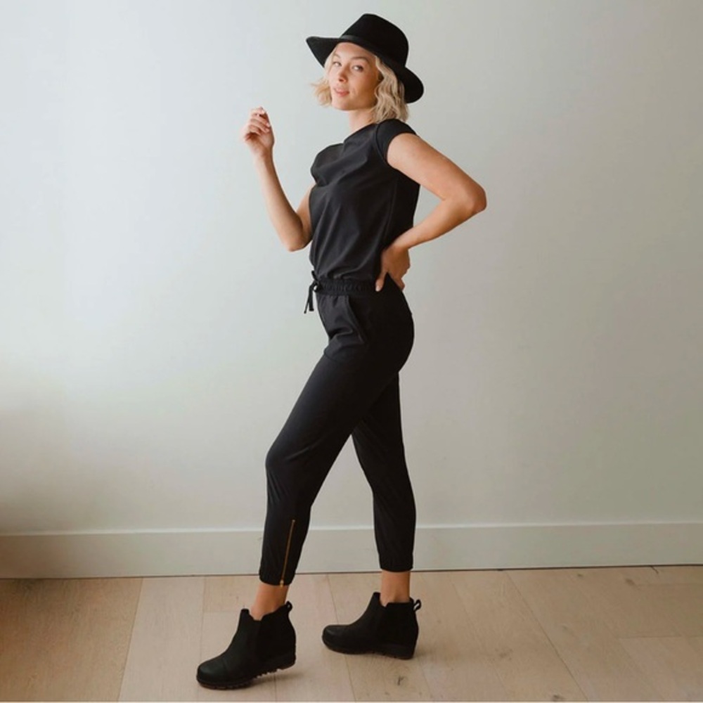 Albion Fit Black Jumpsuit🖤